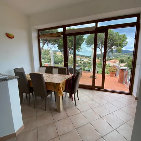 Apartment La Pila